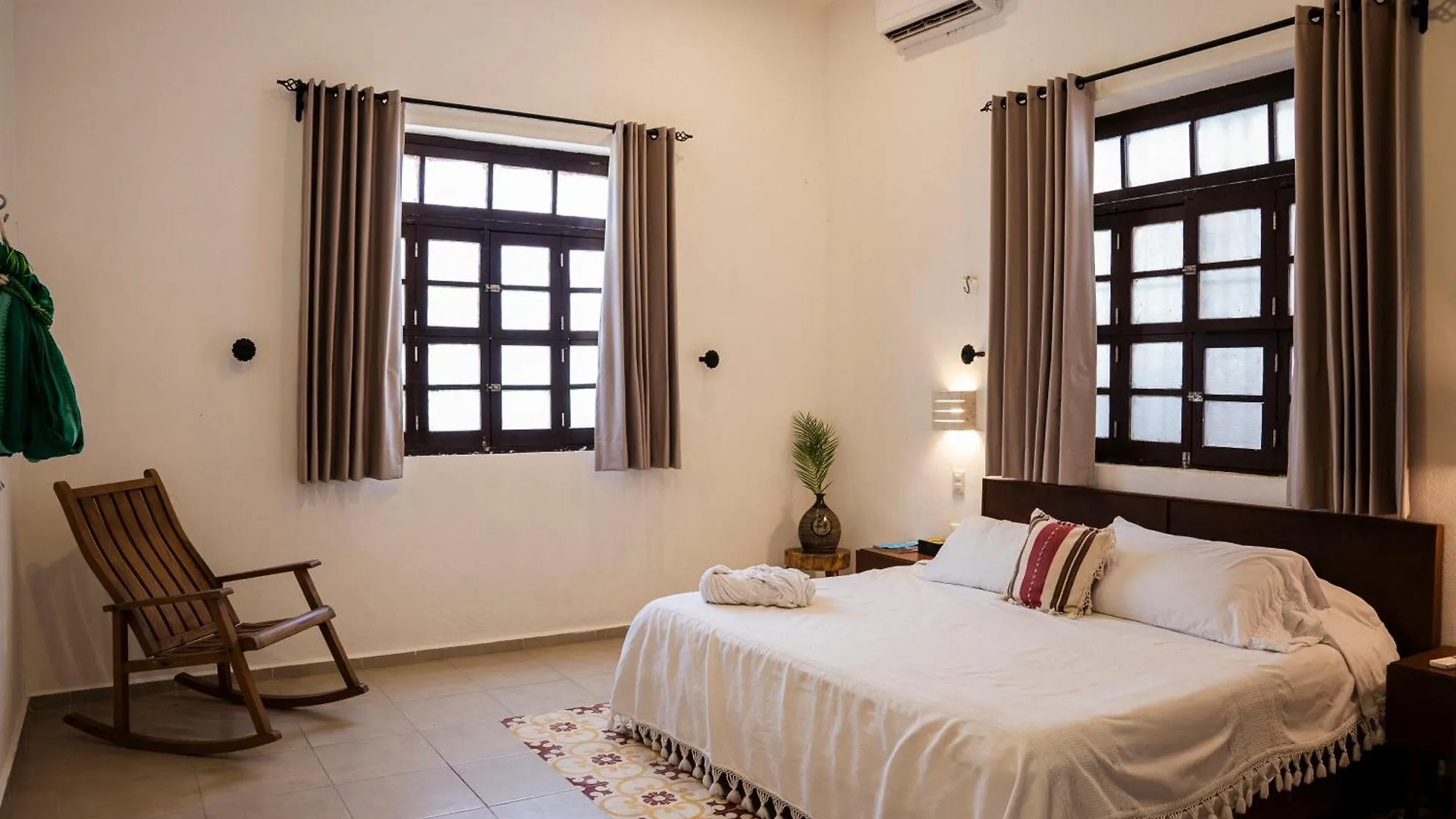 Casa de Férias Casa Grande 5 Blocks To Montejo Vila Mérida